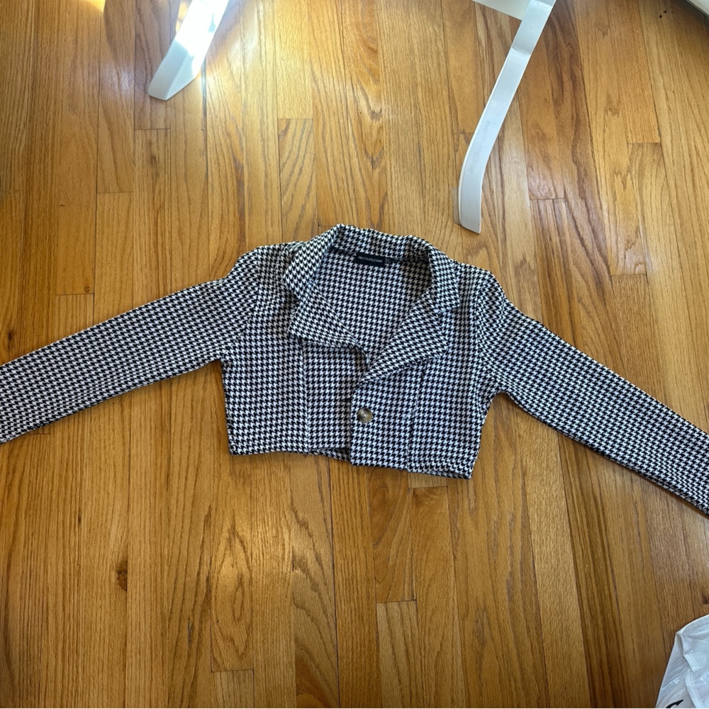 PrettyLittleThing Black and White Houndstooth Jacket